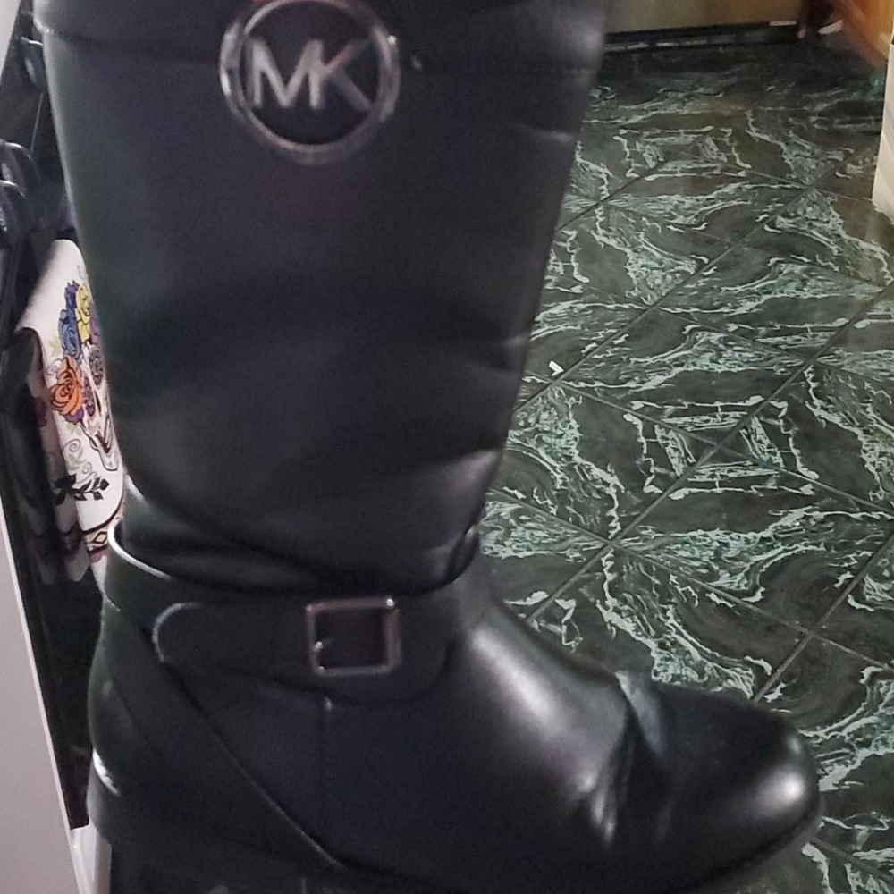 Michael kors boots